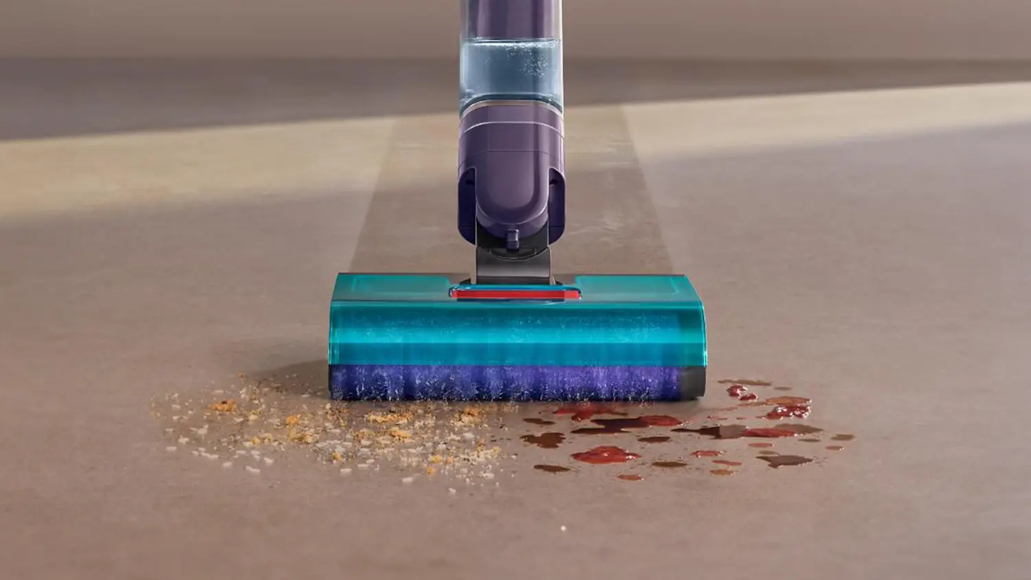 Podlahová umývačka Dyson Clean+Wash čistí podlahu