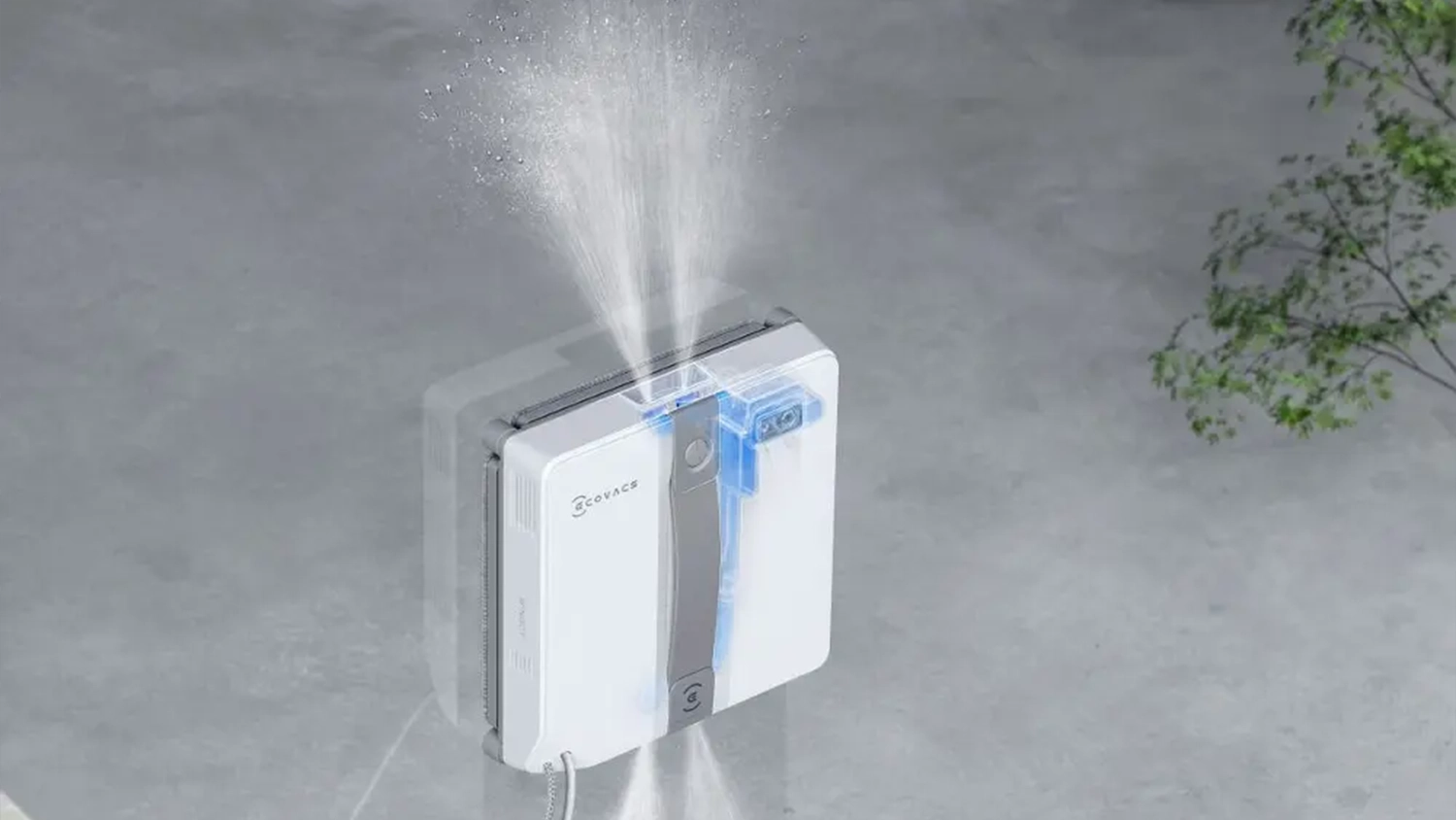 Robotick&yacute; čistič oken Ecovacs Winbot Mini Grey při či&scaron;těn&iacute;