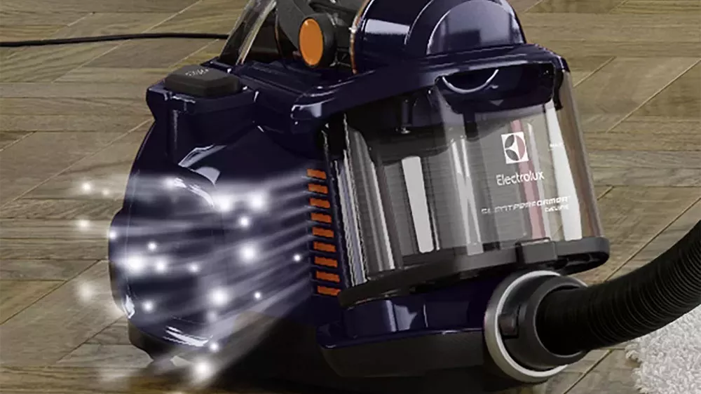 Bezs&aacute;čkov&yacute; vysavač Electrolux ESPC71DB Cyklonov&aacute; technologie_02