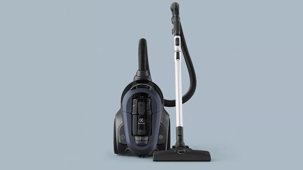 BEZSÁČKOVÝ VYSAVAČ ELECTROLUX EL61C3DB_01