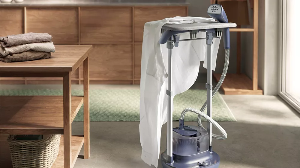 Napařovač oděvů Electrolux Delicate 7000 (E7US1-4MN)
