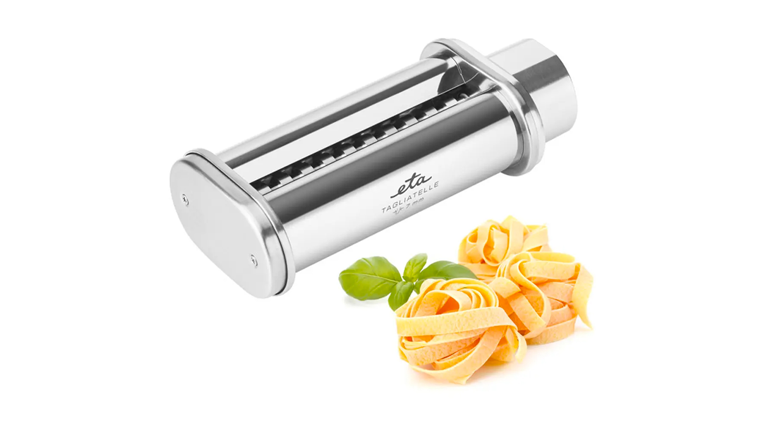 N&aacute;stavec na těstoviny ETA 0028 93010 inox při př&iacute;pravě dom&aacute;c&iacute;ch čerstv&yacute;ch těstovin tagliatelle
