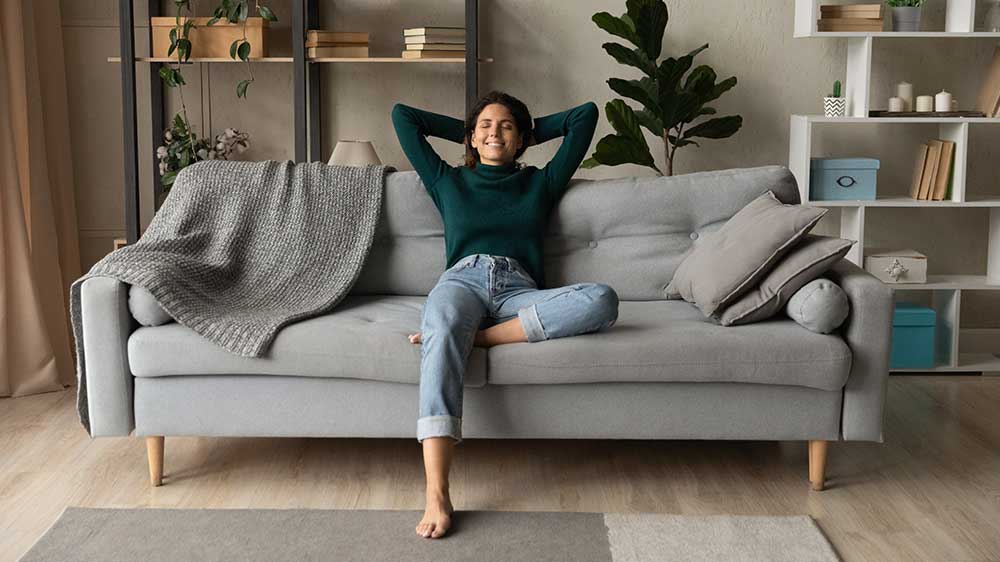 Žena ve vytopené místnosti_02