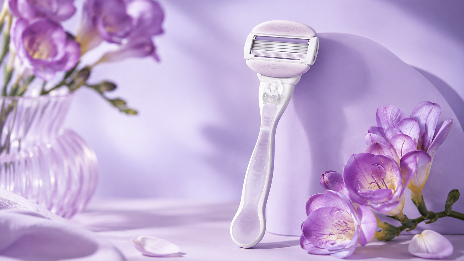 Náhradné hlavice Gillette Venus ComfortGlide Breeze s kvetmi frézie