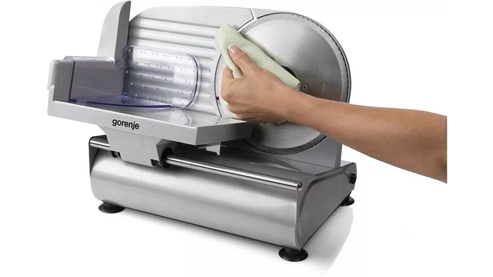 ELEKTRICKÝ KRÁJEČ POTRAVIN GORENJE R 506 E