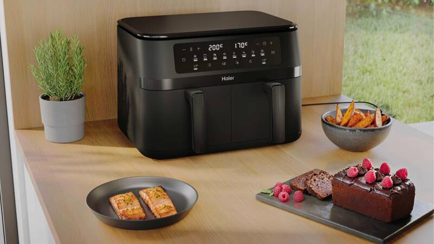 Dobroty pripravené s fritézou Haier HAF3AD 011