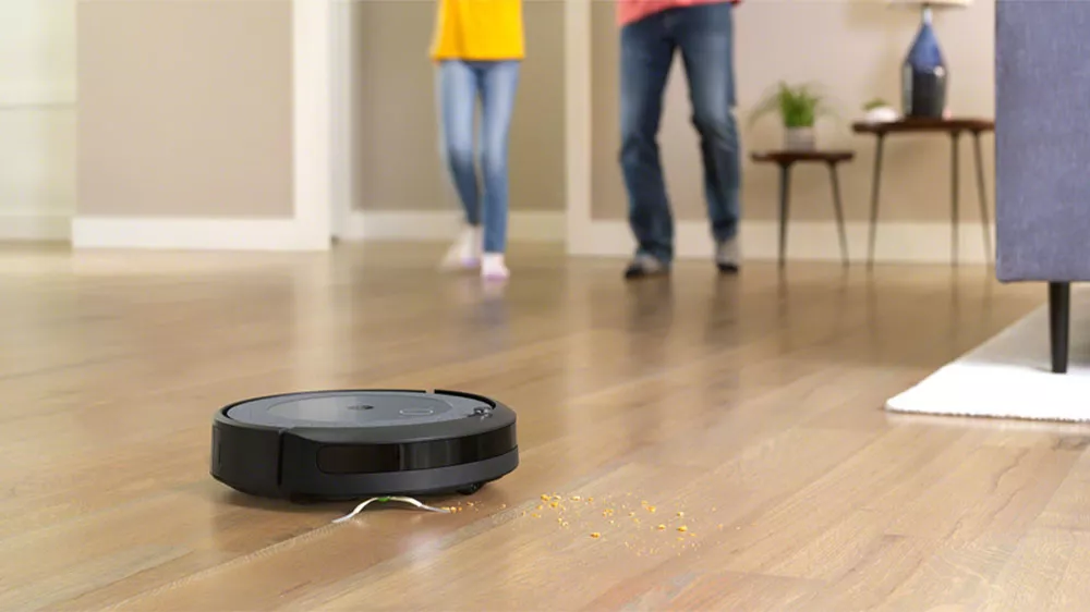 ROBOTICK&Yacute; VYSAVAČ iRobot Roomba Combo i5 Neutral _02