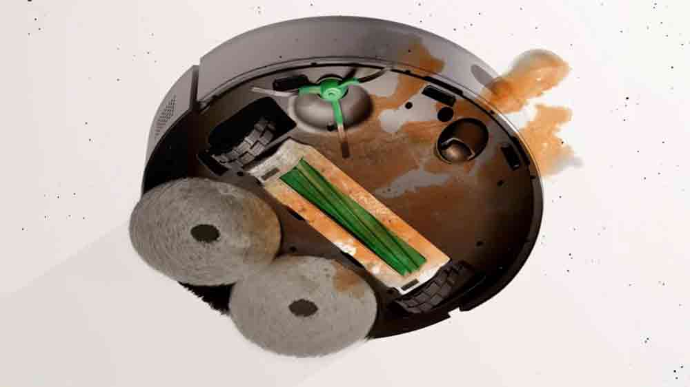 Robotick&yacute; vysavač iRobot Roomba Plus 405 Combo při vyt&iacute;r&aacute;n&iacute;_03