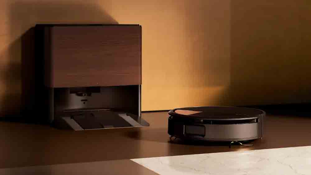 Robotick&yacute; vysavač Roomba s dokovac&iacute; stanic&iacute;