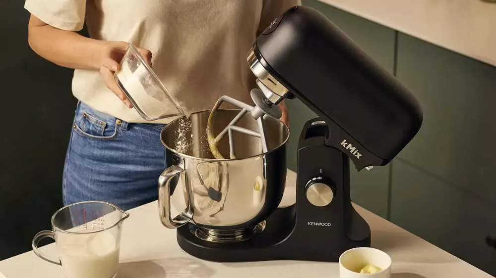 Miesenie cesta v kuchynskom robote Kenwood kMix KMX751ABK_03