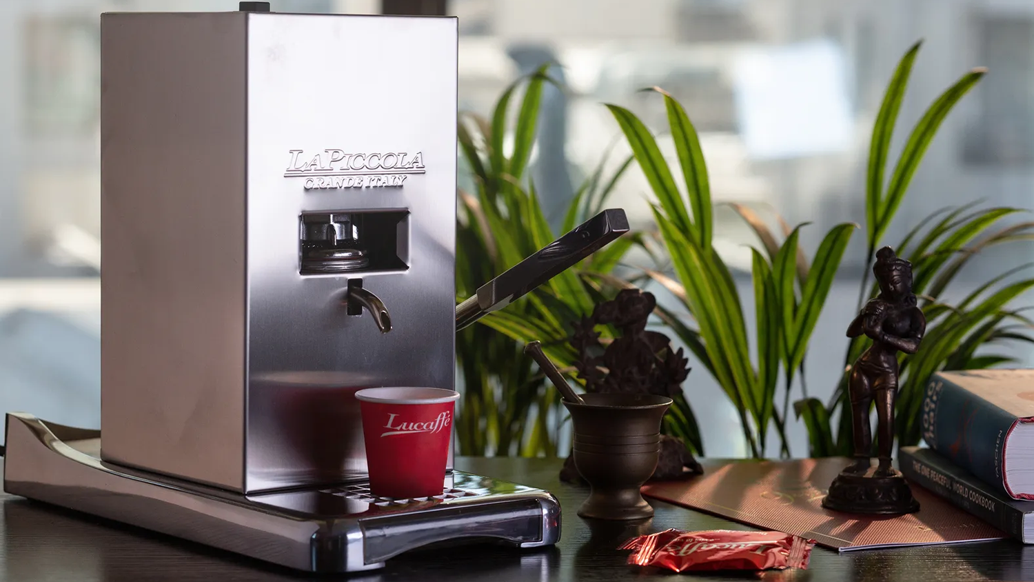 Pripraven&yacute; &scaron;&aacute;lek k&aacute;vy Lucaffe u k&aacute;vovaru