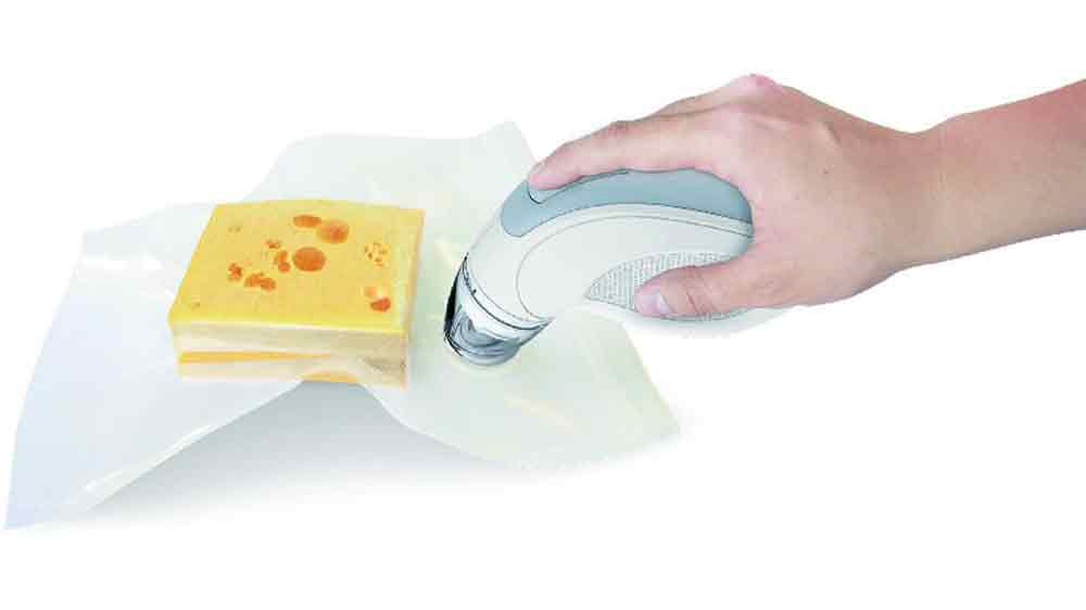 Používání AKU vakuovačky Maxxo VM3550 při vakuování čerstvého sýra_02