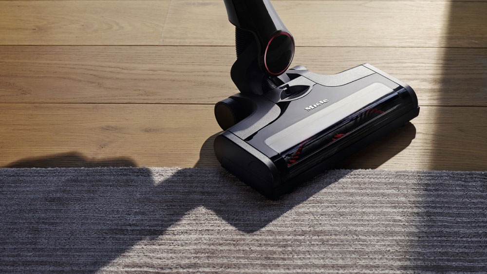 TYČOV&Yacute; AKU VYSAVAČ MIELE HX1 ACTIVE