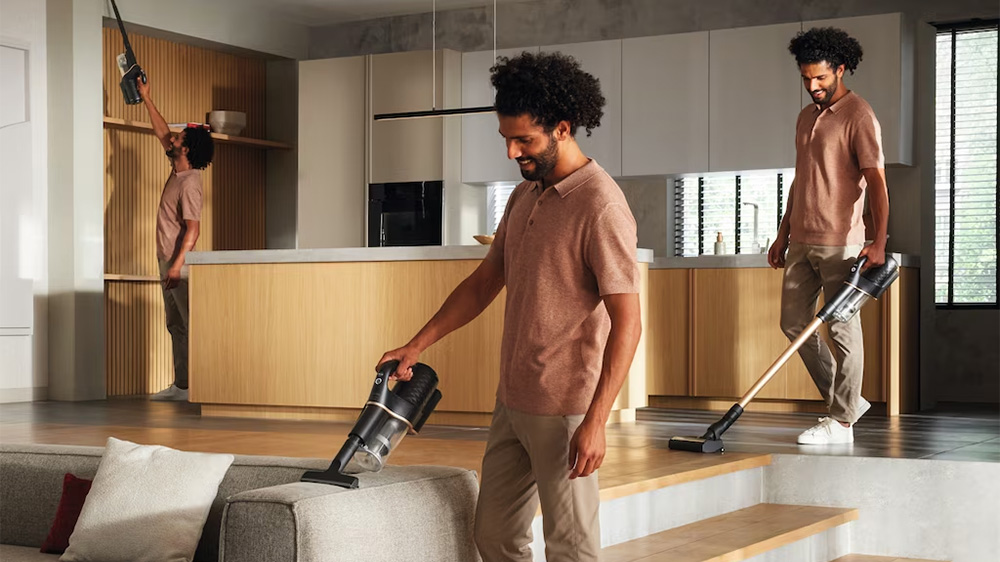 Tyčov&yacute; Aku vysavač