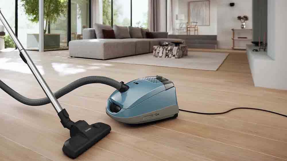 Vysavač Miele Guard S1 v obývacím pokoji_03
