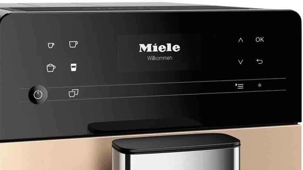 Displej a ovl&aacute;d&aacute;n&iacute; k&aacute;vovaru_05