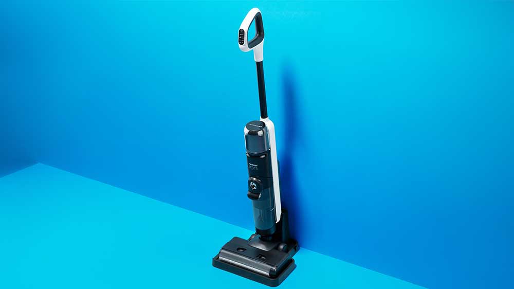 Tyčový Aku vysavač Niceboy Hurricane W9 v doku_03