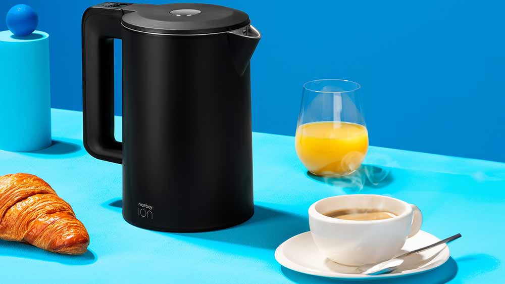 Stůl s džusem a konvic&iacute; Niceboy ION SmartKettle_02