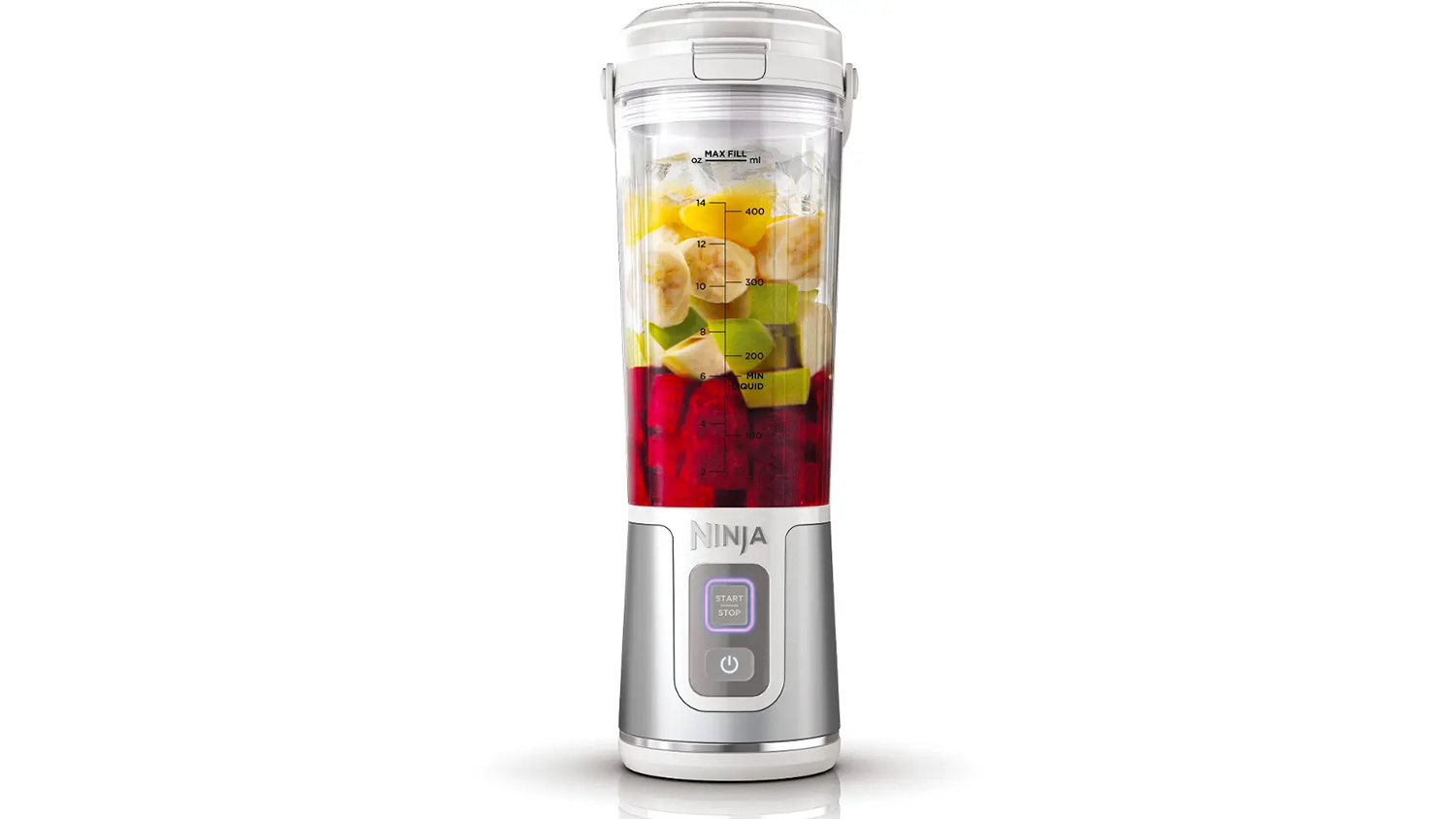 Ovoce a zelenina v smoothie mix&eacute;ru Ninja BC151EUWH Blast AKU