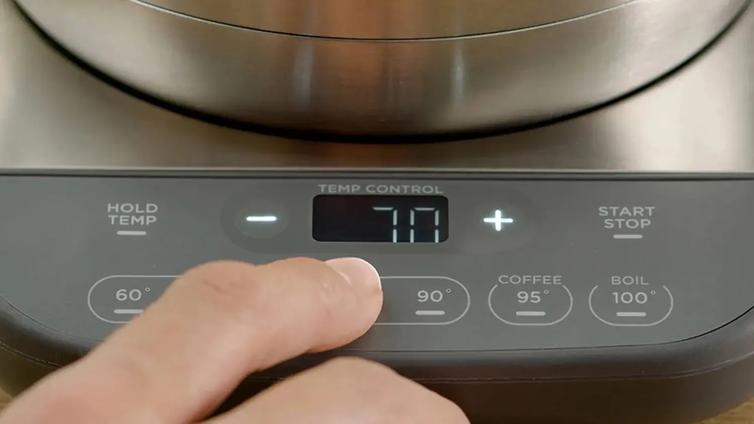 Ovl&aacute;d&aacute;n&iacute; konvice Ninja KT201EU