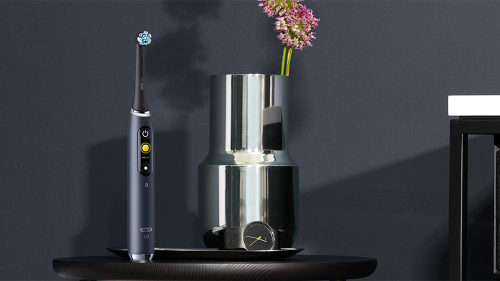 Magnetick&yacute; zubn&iacute; kart&aacute;ček Oral-B iO9 Series Black Onyx