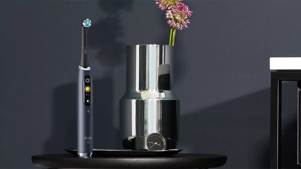 Magnetický zubní kartáček Oral-B iO9 Series Black Onyx