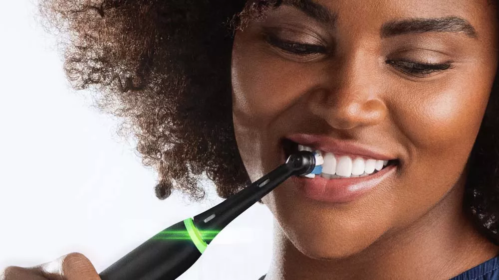 Magnetický zubní kartáček ORAL B iO Series 5 Matt Black