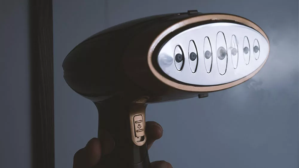 Napařovač oděvů Orava Steameasy_03