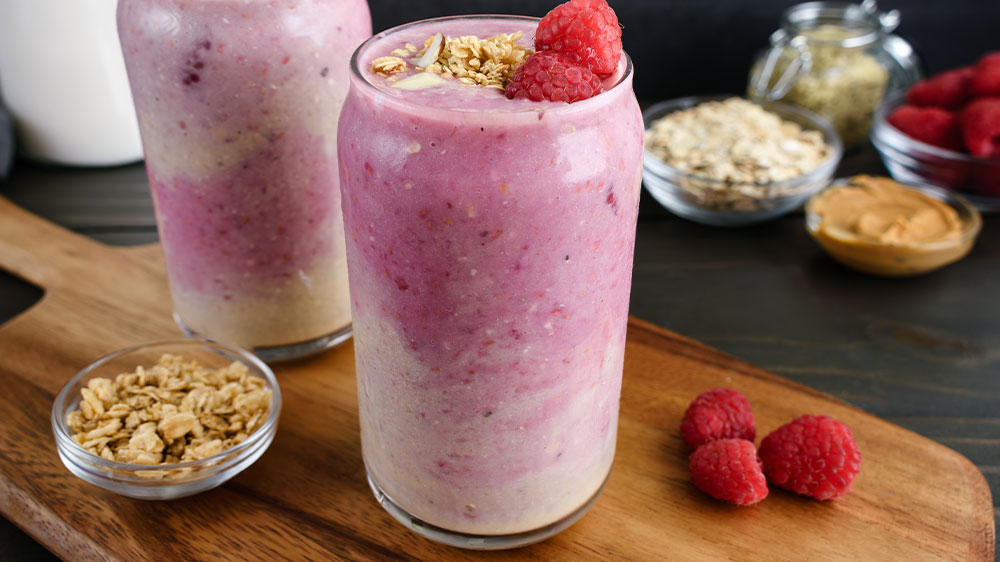 Zdravé smoothie připravené tyčovým mixérem_04