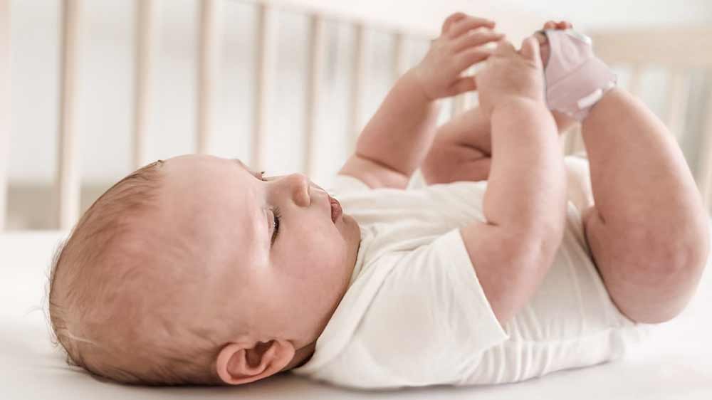 Miminko s chytrou ponožkou Owlet Dream Sock_02