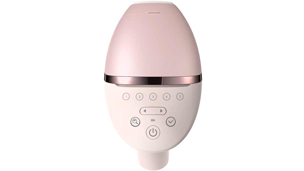 Dívka s epilátorem_03