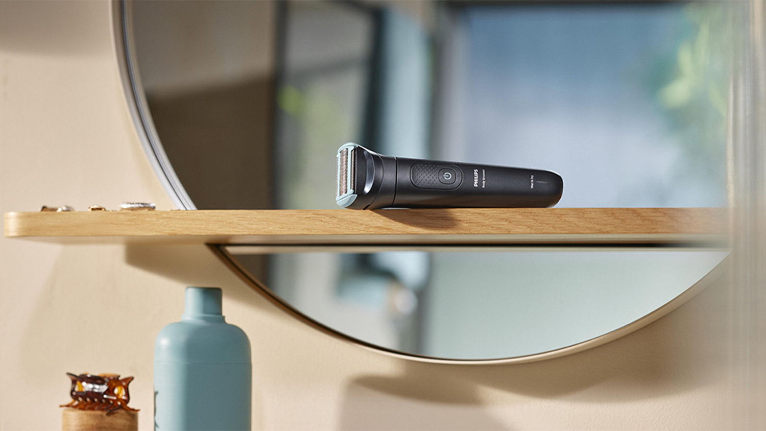 Vodeodolný zastrihávač tela a intímnych partií BG5480/15 Philips Series 5000 ležiaci na poličke