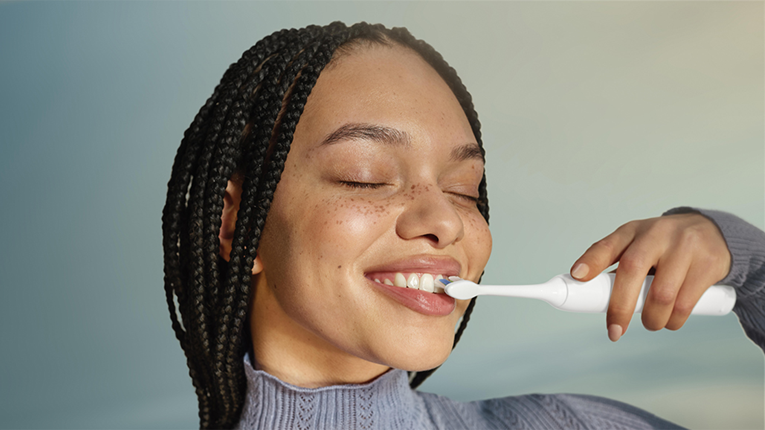 Hlavice Optimal White odstraňuje až 5× více zubního plaku