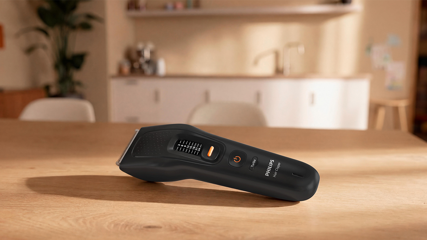 zastrihávač vlasov Philips Series 5000 položený na stole