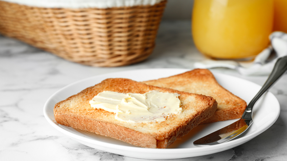 Křupavé toasty s máslem_02