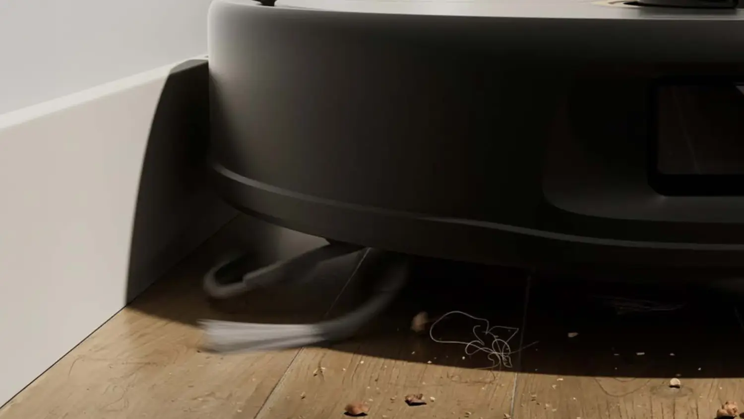 Detail bočního kartáče robotického vysavače