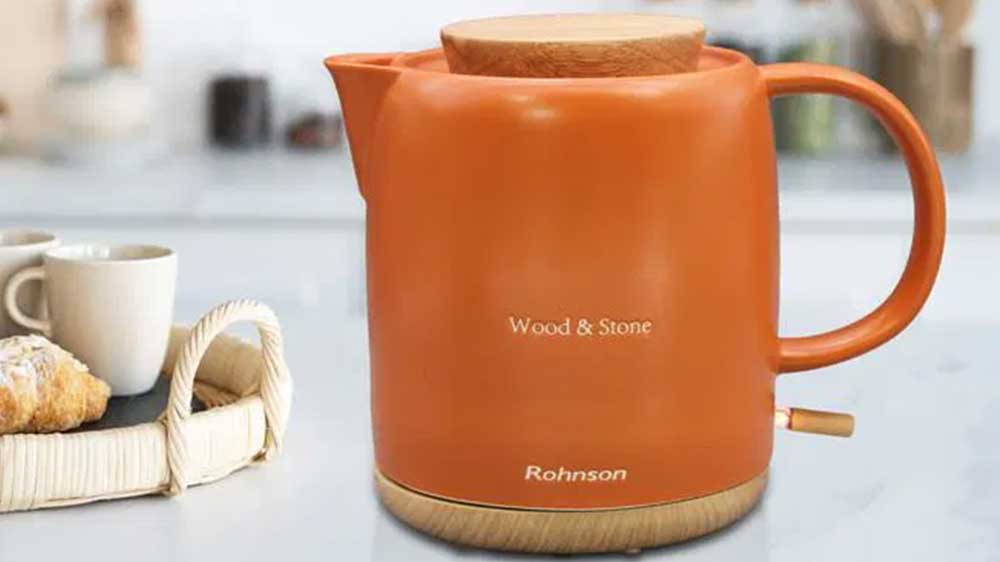 Keramická rychlovarná konvice Rohnson R-7814 Wood and Stone v kuchyni_02