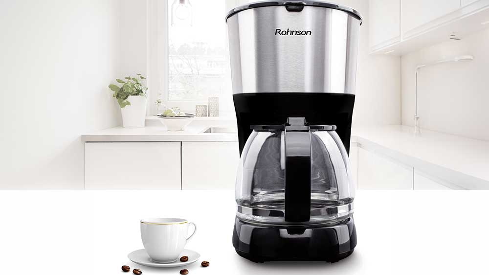 Kávovar Rohnson R-991 na kuchyňské lince_02