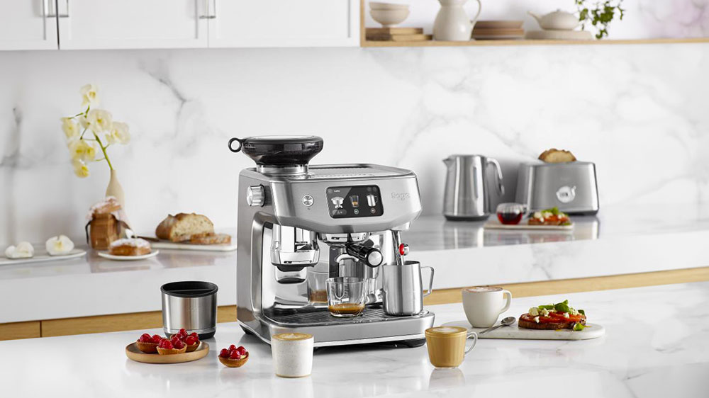 P&aacute;kov&eacute; espresso Sage SES985BSS v kuchyni_02