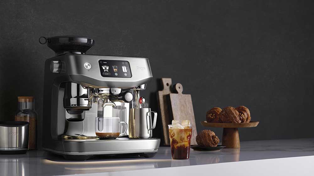 Pákové espresso Sage v kuchyni_03
