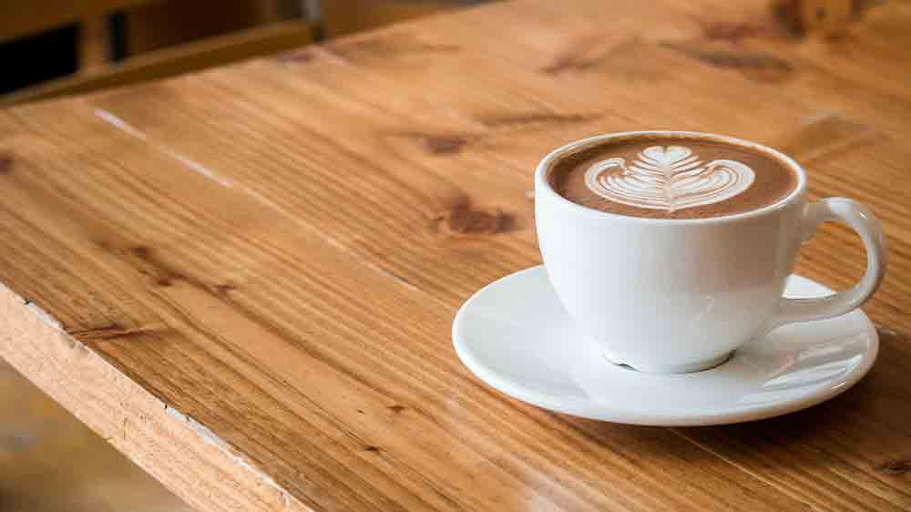 Připravené Cappuccino na stole _04