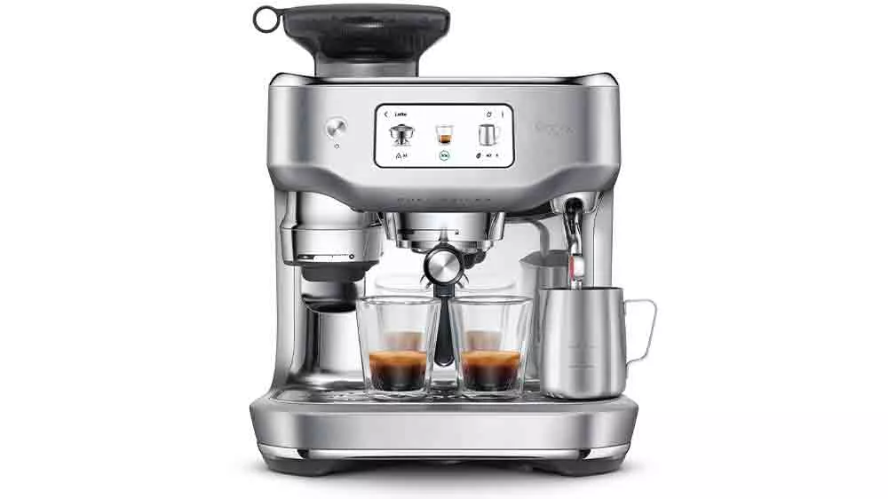 Pákové Espresso Sage SES995BSS THE ORACLE™ DUAL BOILER pripravuje kávu a šľahá mlieko _03