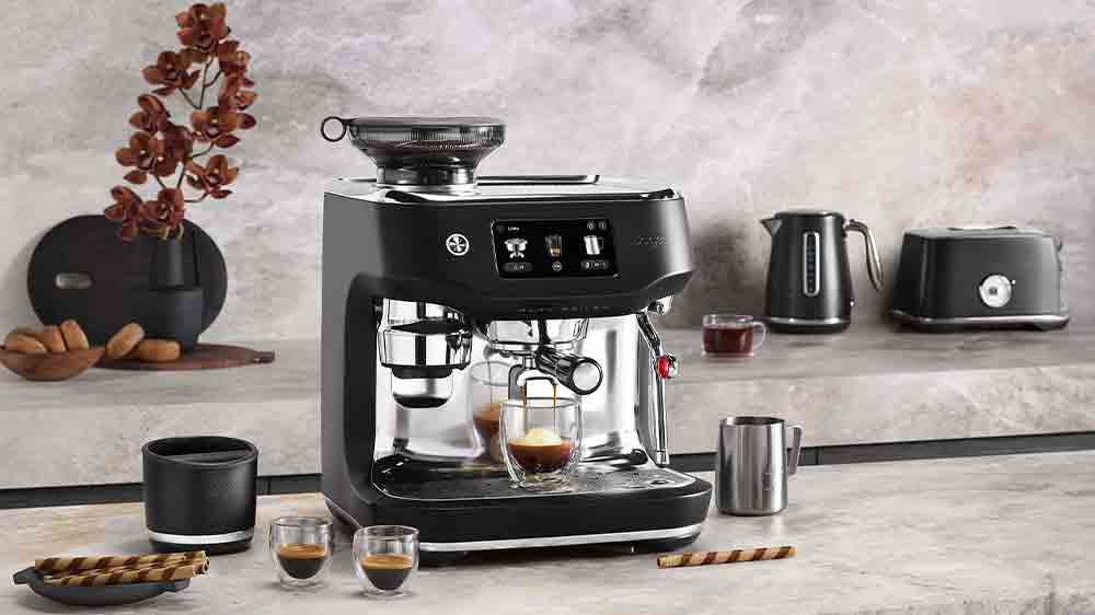 P&aacute;kov&eacute; Espresso Sage SES995BTR THE ORACLE&trade; DUAL BOILER na kuchyňsk&eacute; lince _02