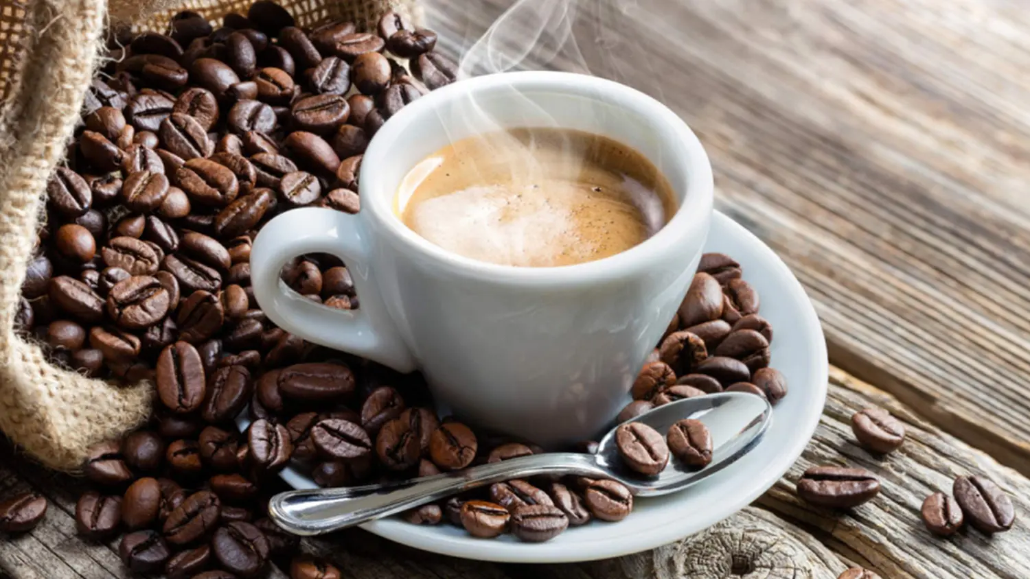 Lahodná šálka čerstvej kávy