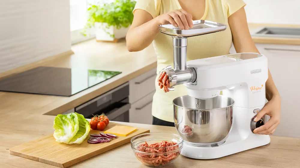 Kuchyňský robot Sencor STM 3760WH mele maso_03