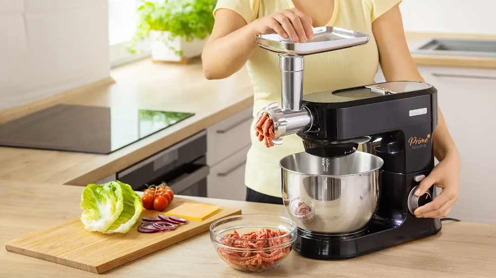 Kuchyňský robot Sencor STM 3761BK mele maso_03