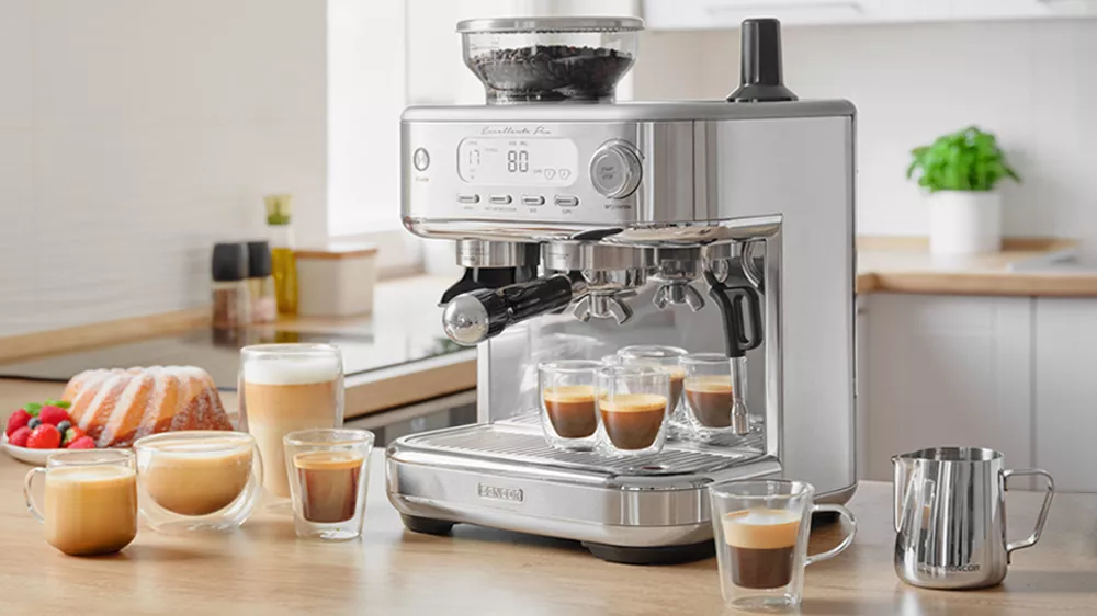 Sencor SES 6050SS lever coffee machine in the kitchen_04