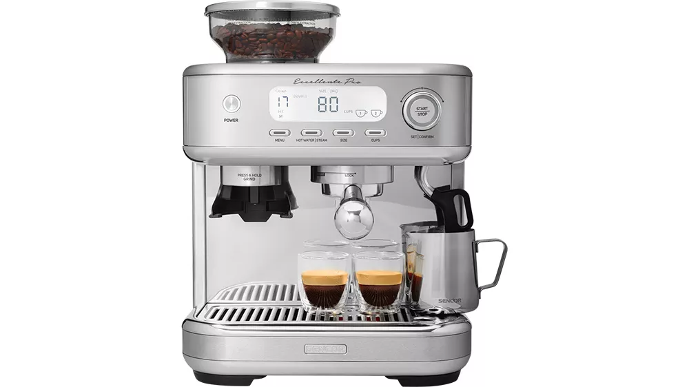 Sencor SES 6050SS lever coffee machine making coffee_05