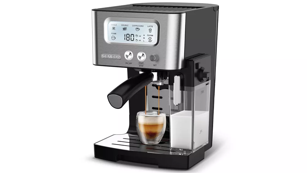 K&aacute;vovar Sencor SES 4090SS př&iacute;prava latt&eacute;_05