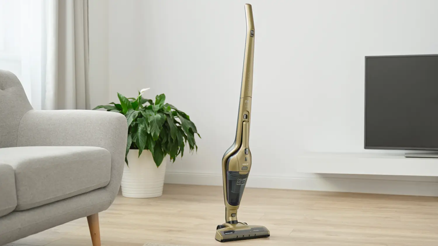 Tyčový vysavač Sencor SVC 0606GD LED světlo_02